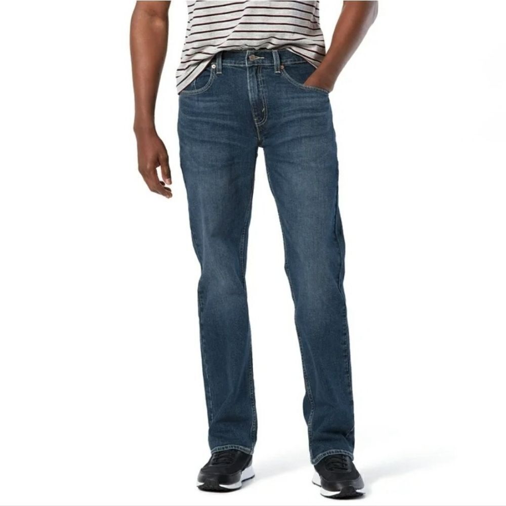 Levi Strauss Men's Signature Relaxed Fit Dark Wash Denim Jeans